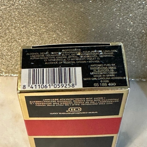 Mini / Travel Size Carolina Herrera Very Good Girl - Picture 3 of 3
